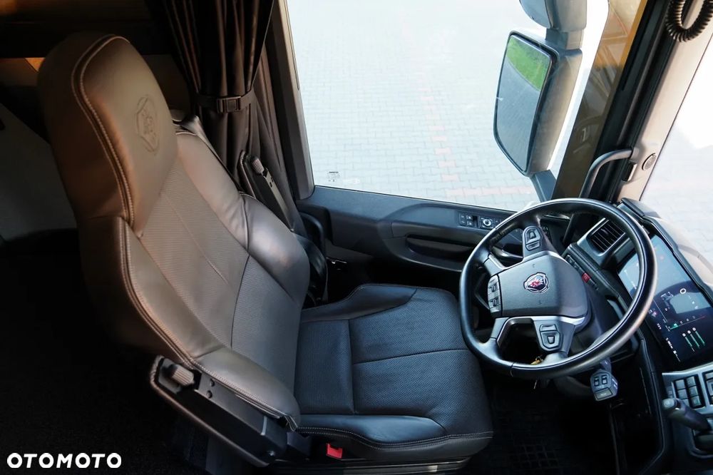 Scania S 500 / RETARDER / KLIMA POSTOJOWA / SKÓRY / 2025 R - 24