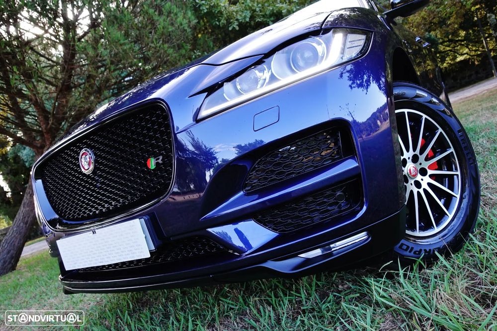 Jaguar F-Pace 2.0 i4D R-Sport Aut. - 10