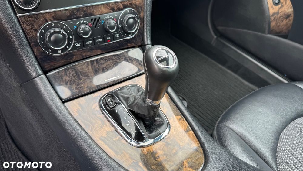 Mercedes-Benz CLK - 27