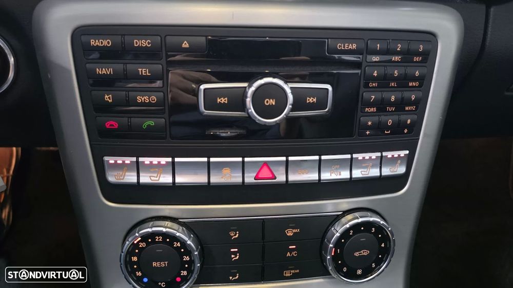 Mercedes-Benz SLK 200 (BlueEFFICIENCY) - 15