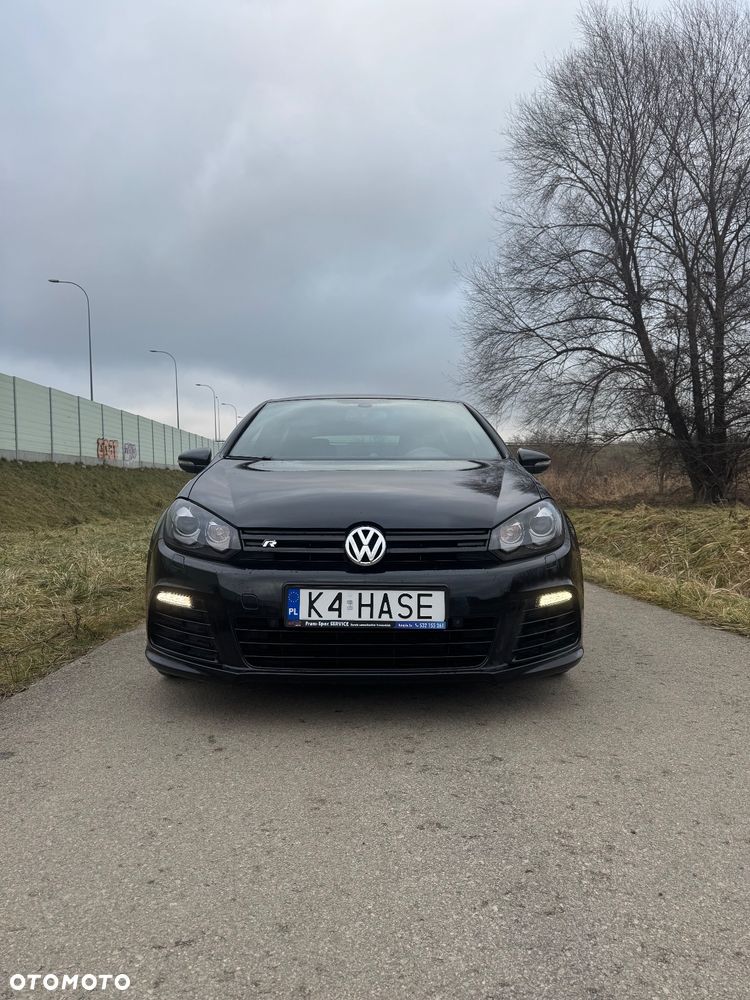 Volkswagen Golf - 2