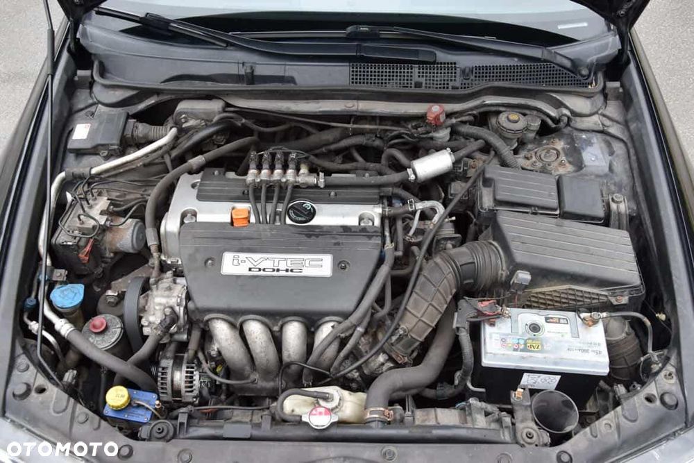 Honda Accord 2.0 Executive - 19