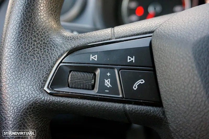 SEAT Ibiza 1.0 Reference - 11