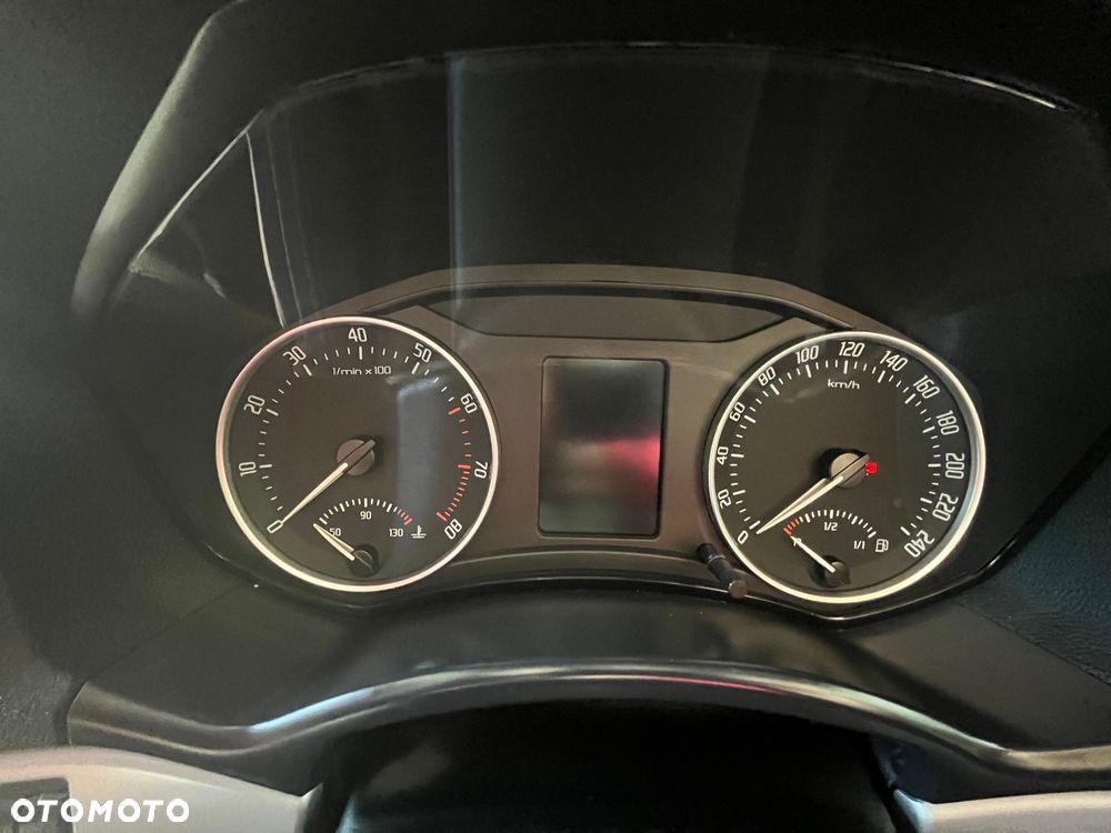 Skoda Octavia 1.4 TSI Ambiente - 10