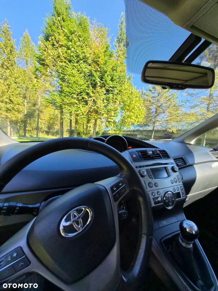 Toyota Verso 2.0 D-4D - 5