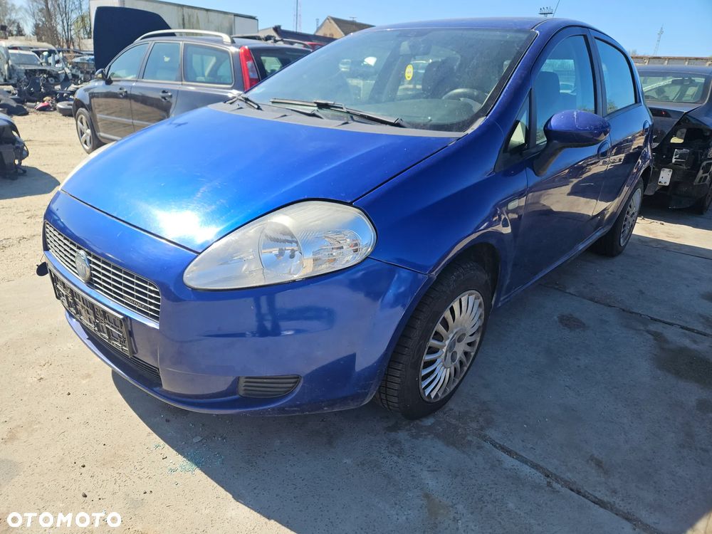 Fiat Grande Punto 1,3 M-Jet 55kW 75KM 2006r 5d 599/A - 1