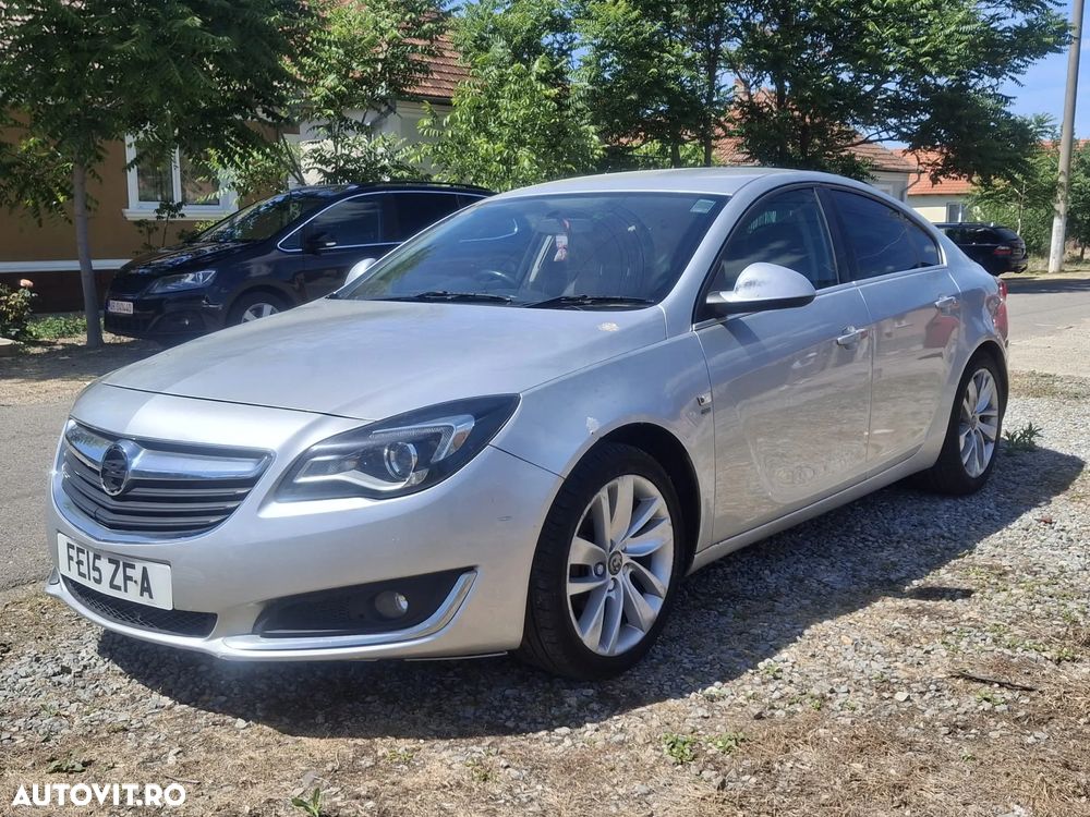 Opel Insignia - 1