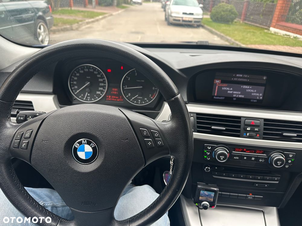 BMW Seria 3 318i Edition Sport - 26