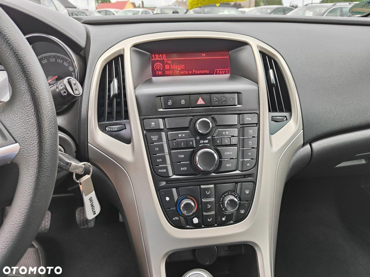 Opel Astra - 12