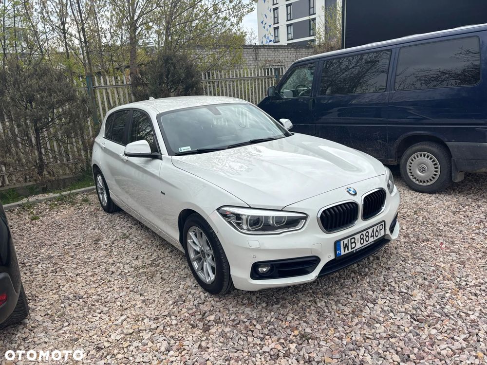 BMW Seria 1 118i - 3