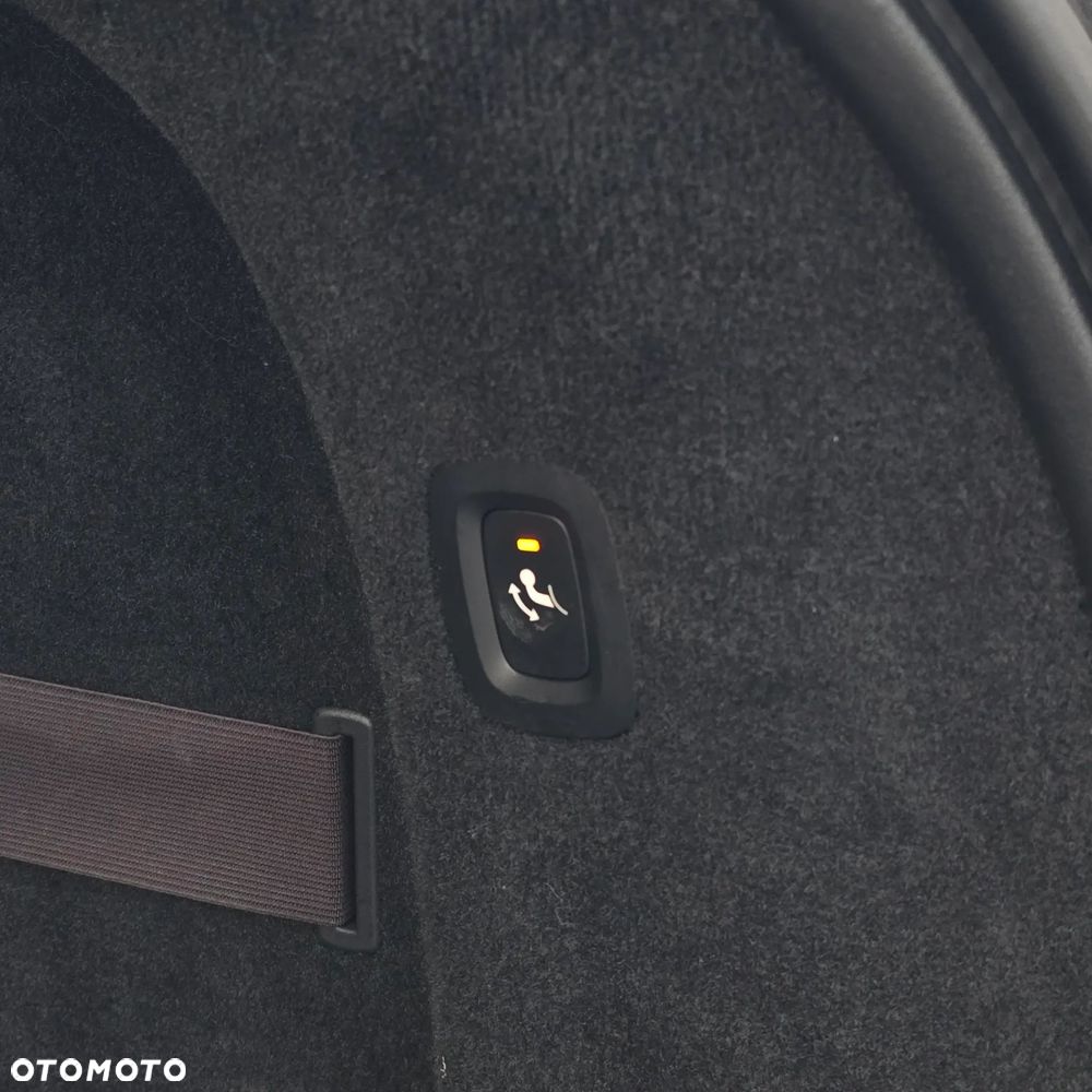 Volvo V90 D3 Momentum - 22