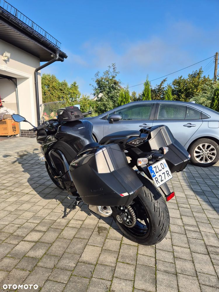 Kawasaki Ninja 1000 SX - 3