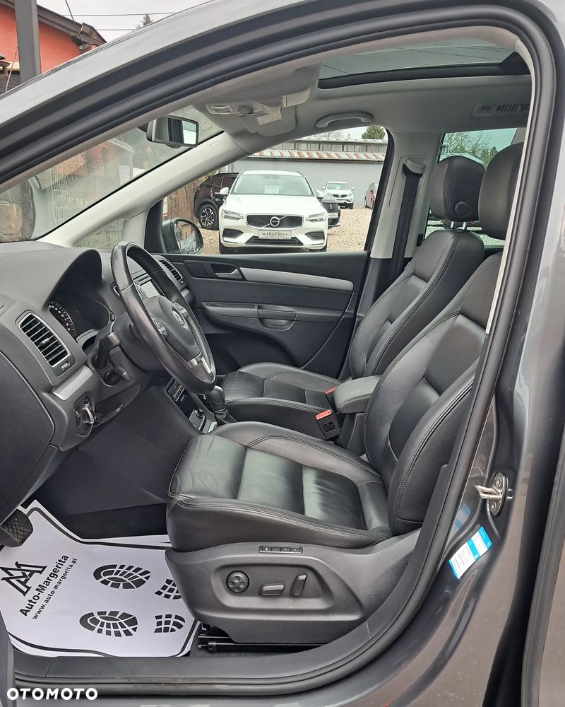 Volkswagen Sharan 2.0 TDI DSG Highline - 9