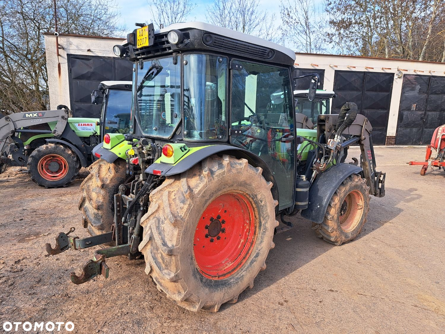 Claas Nexos 240 F 4X4 - 5