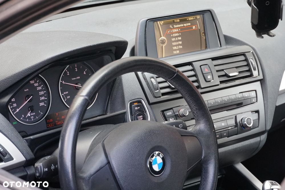 BMW Seria 1 116d - 27