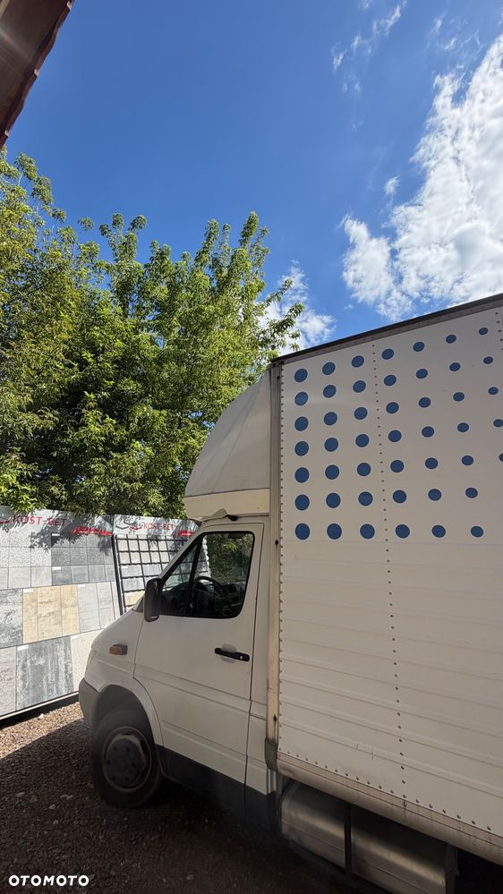 Mercedes-Benz Sprinter 413 - 3