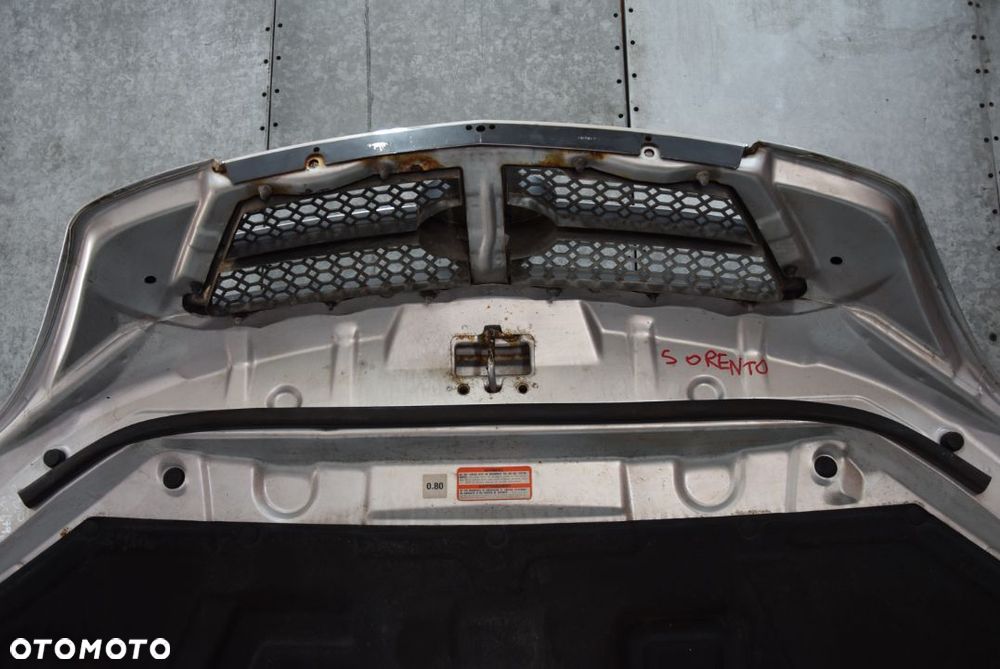 KIA SORENTO MASKA GRILL KPL. - 20