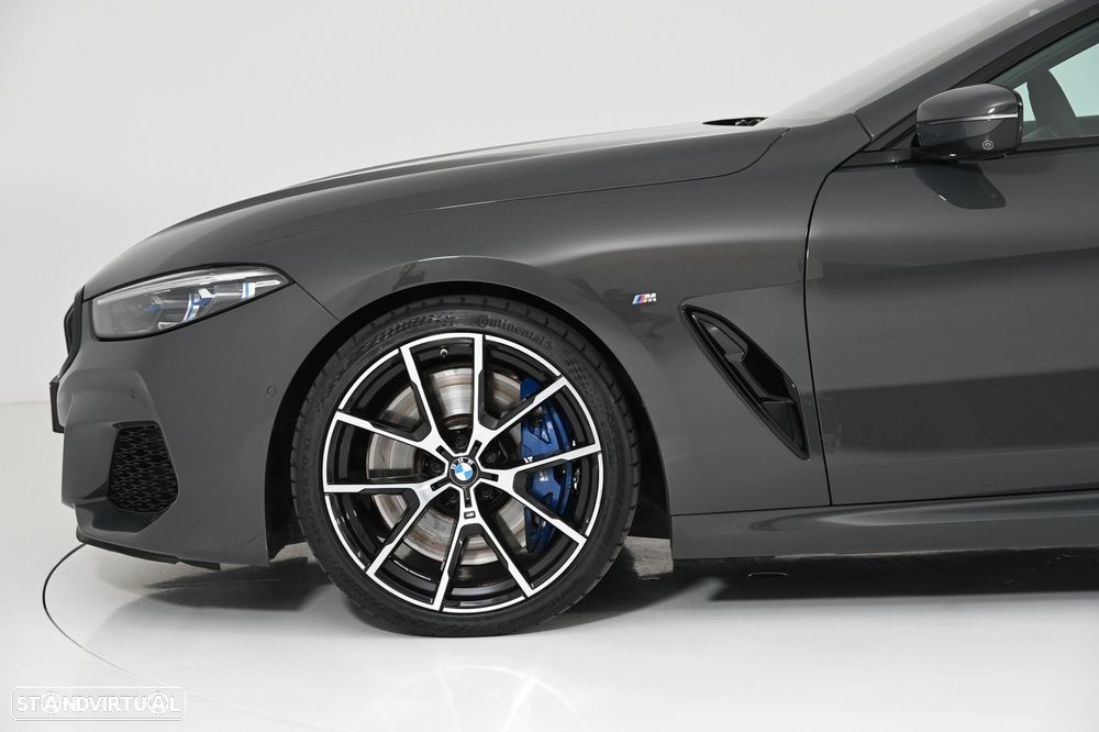 BMW M850i xDrive - 22