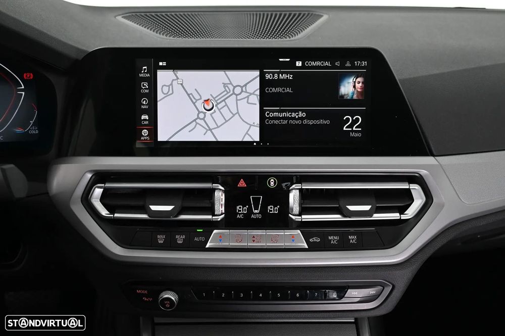 BMW 318 d Auto - 21