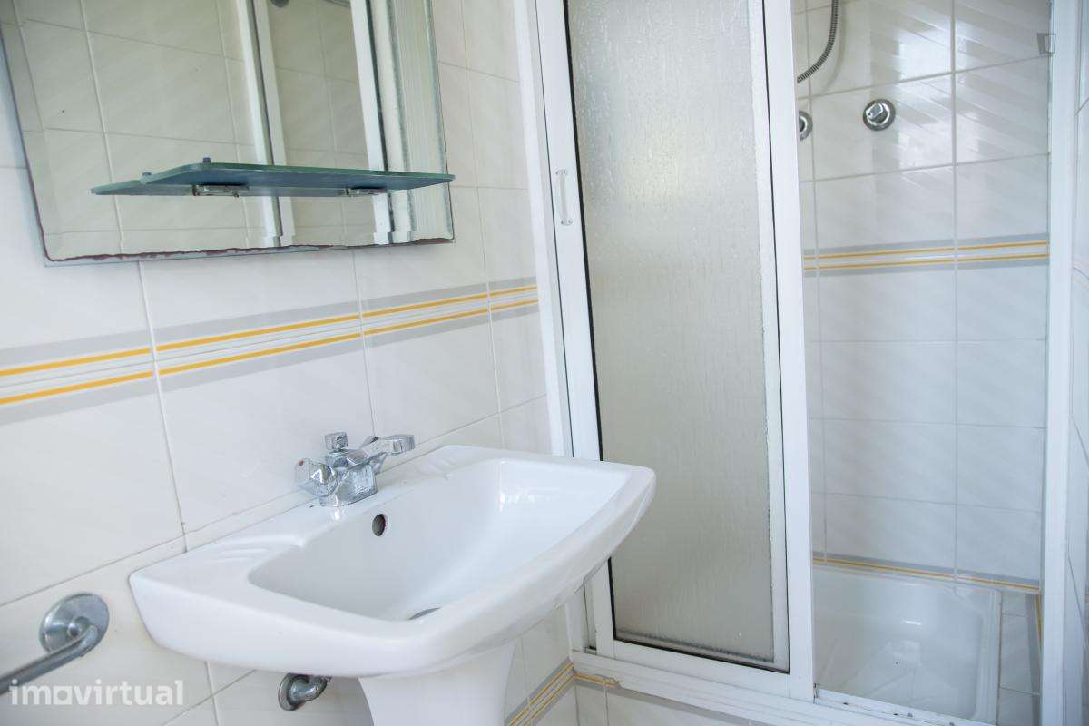 Quarto - localizado em Alvalade Lisbon - Grande imagem: 5/20