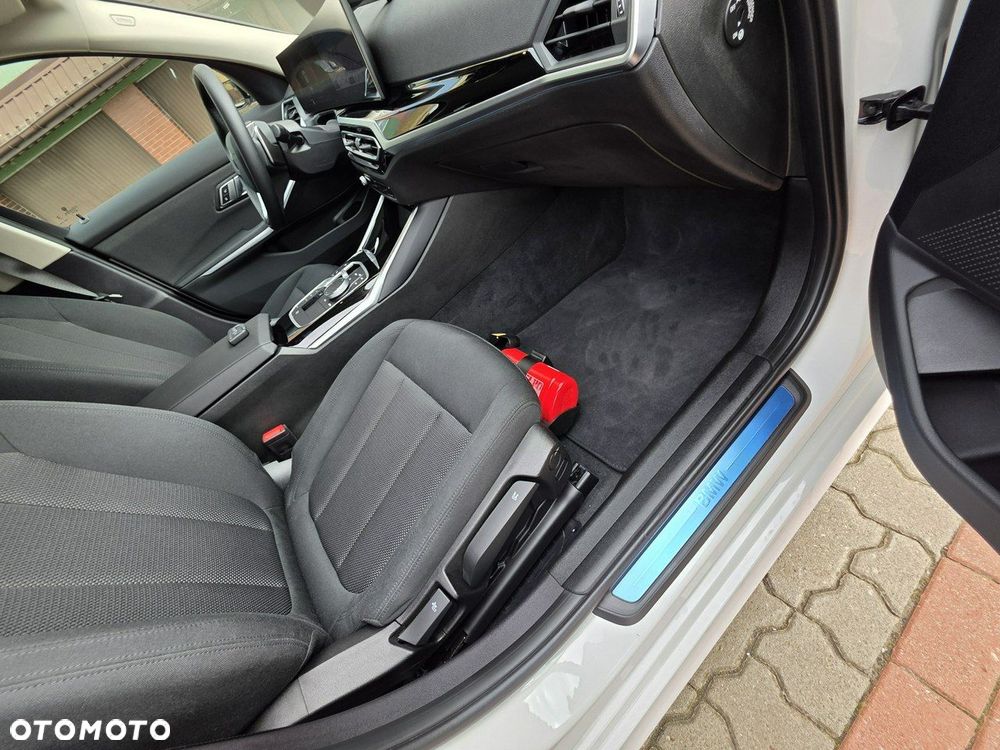 BMW Seria 3 318i Advantage sport - 11