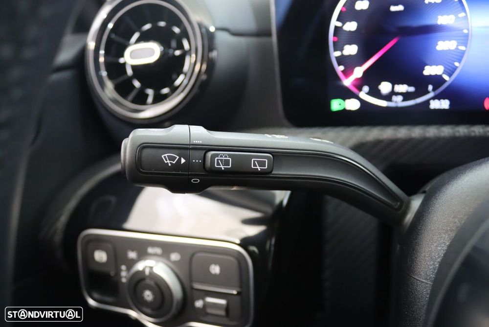 Mercedes-Benz A 200 - 13