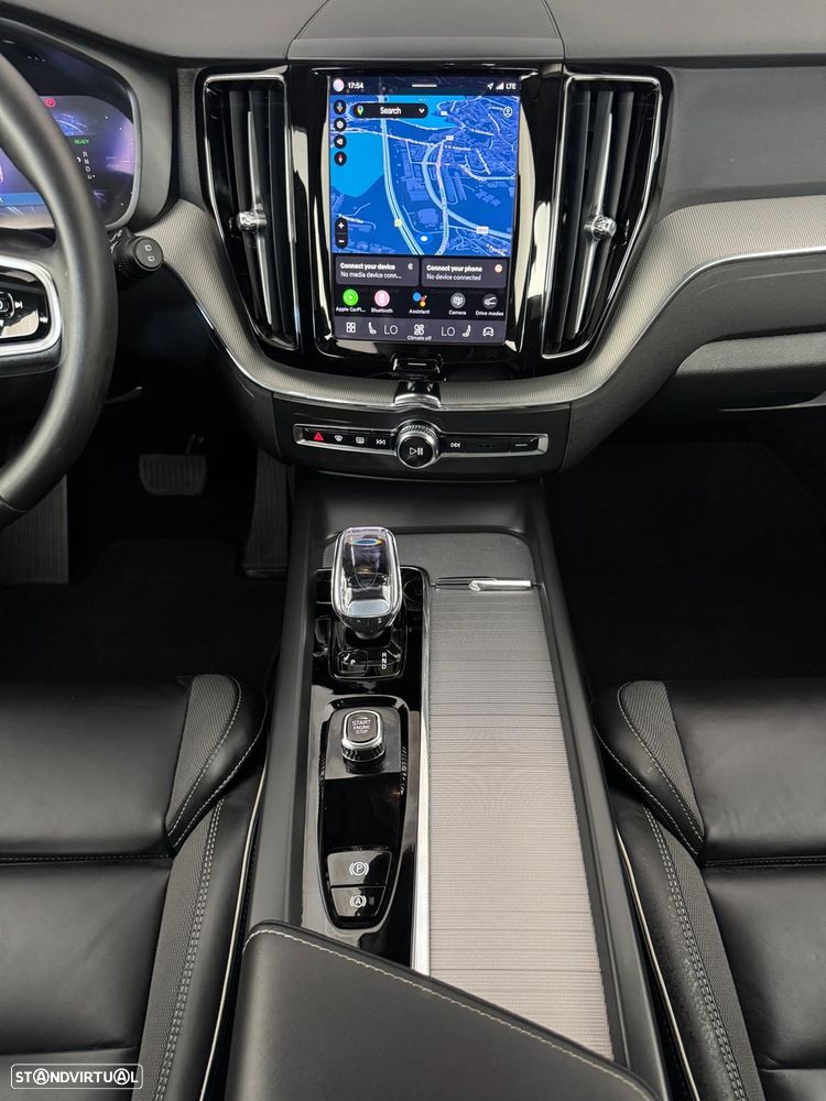 Volvo XC 60 2.0 T6 PHEV Black Edition AWD - 13