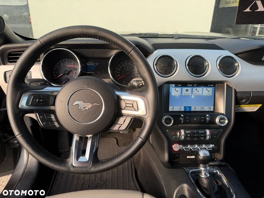 Ford Mustang 5.0 V8 GT - 6