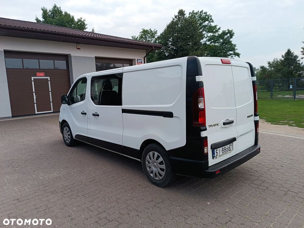 Renault Trafic - 18
