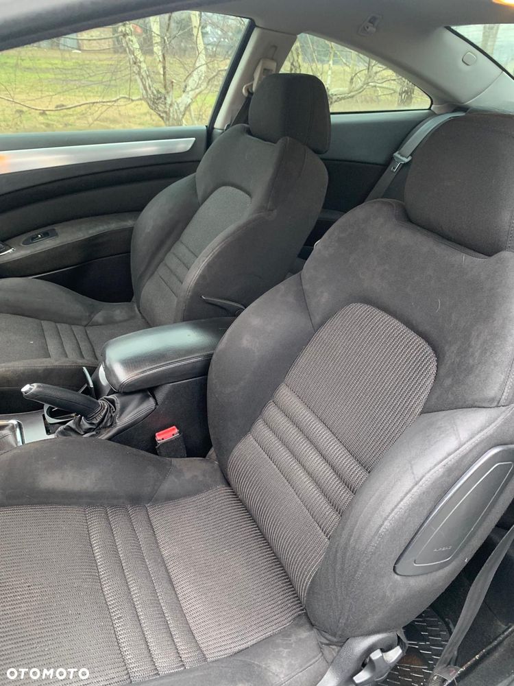 Peugeot 407 2.0 HDi Premium - 13