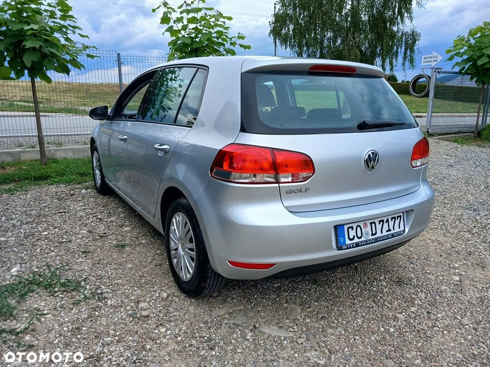 Volkswagen Golf - 5