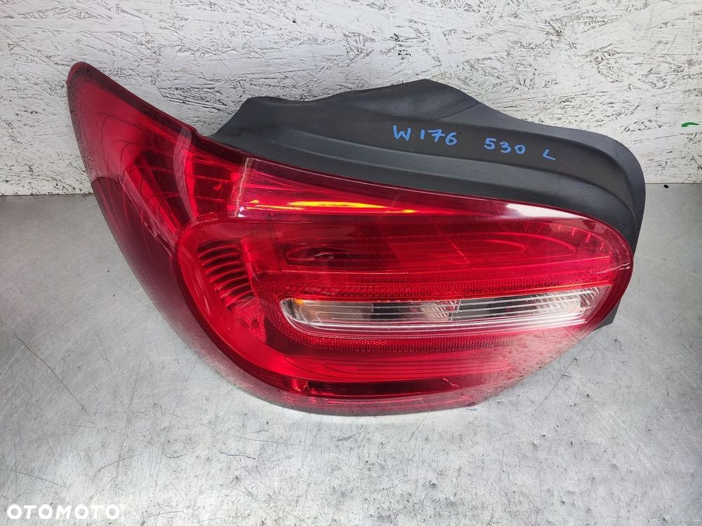 MERCEDES A KLASA W176 LAMPA LEWA TYLNA LEWY TYŁ - 2