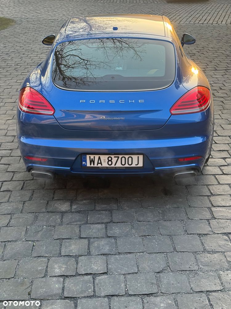 Porsche Panamera PDK - 9