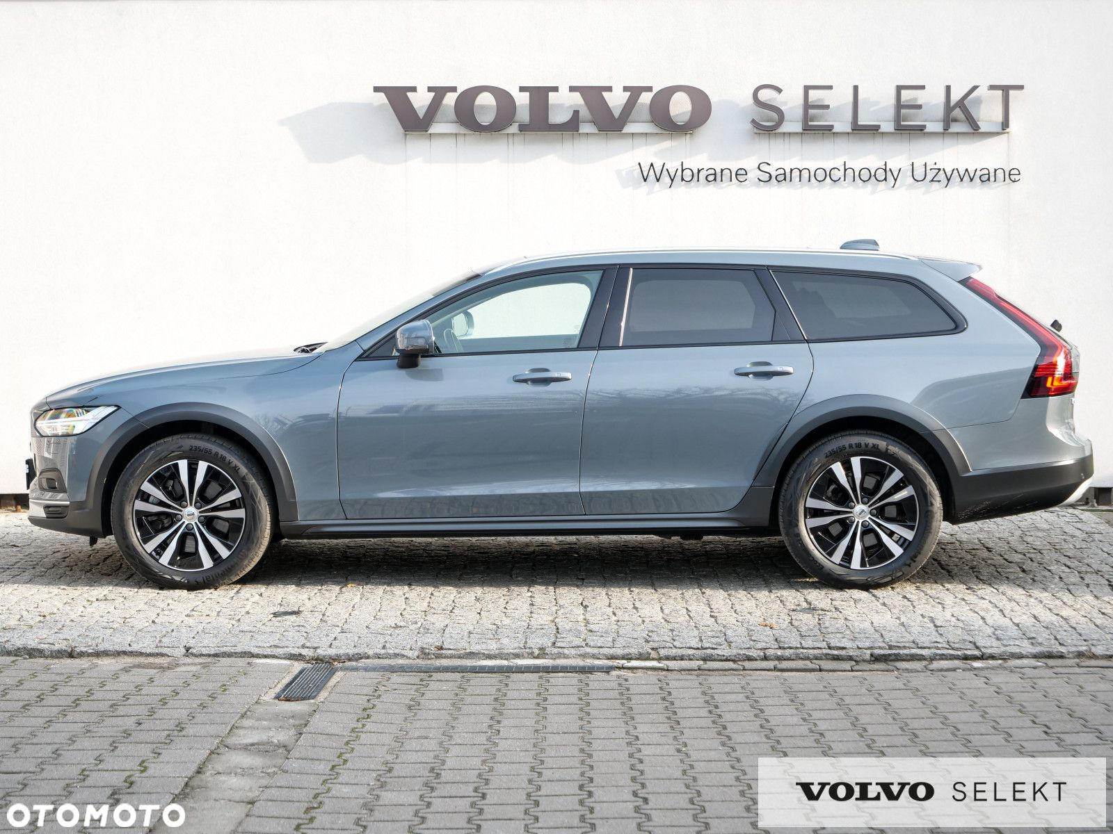 Volvo V90 Cross Country - 7
