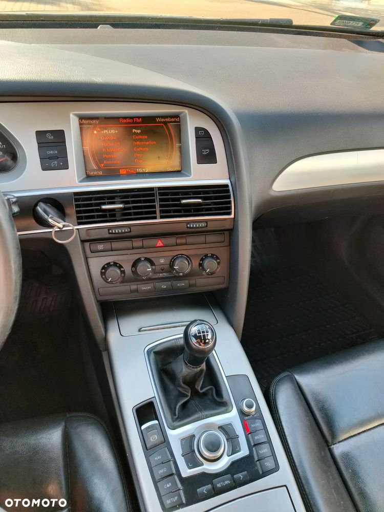 Audi A6 Avant 2.0 TDI - 26