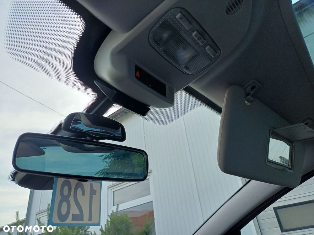 Peugeot 5008 2.0 HDi Allure 7os - 19