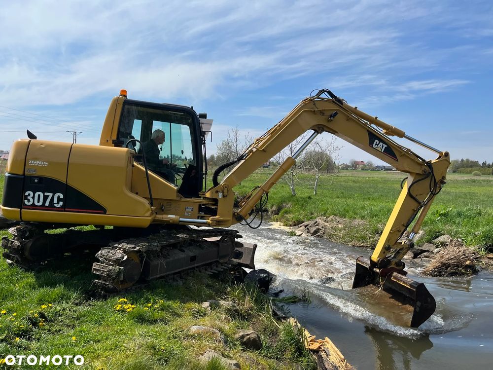 Caterpillar 307C - 1