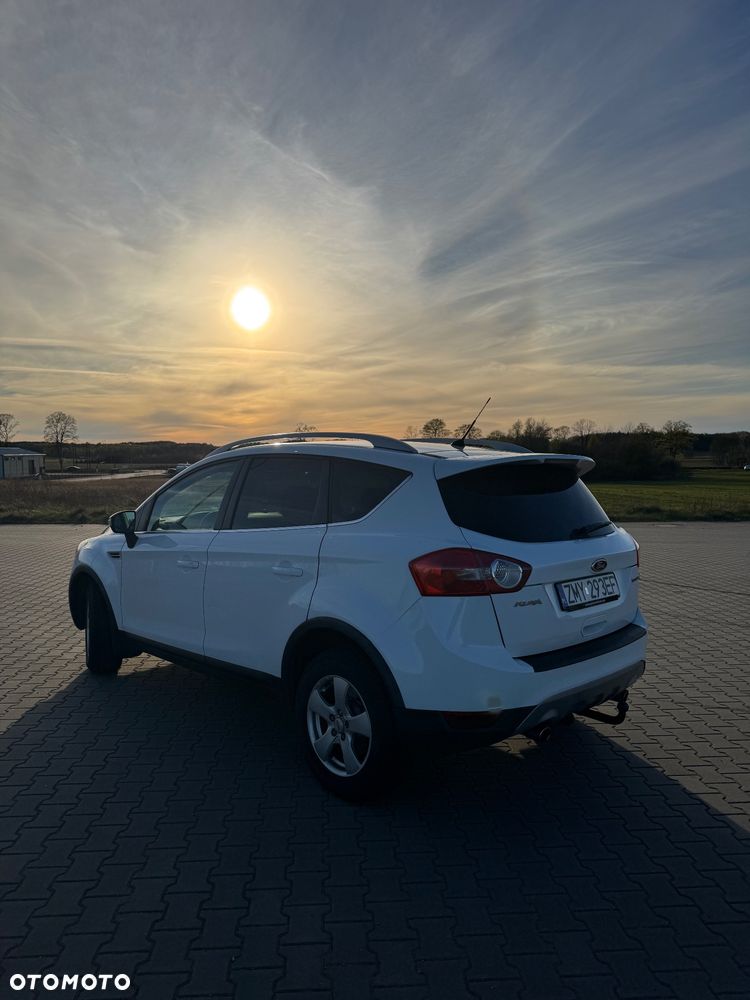 Ford Kuga 2012 photo 5
