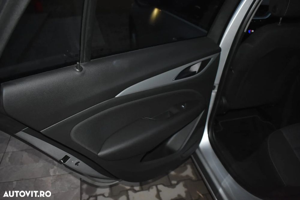 Opel Insignia Sport Tourer 2.0 CDTI Start/Stop - 16