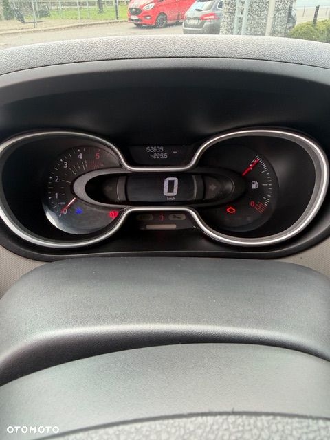 Renault Trafic - 8