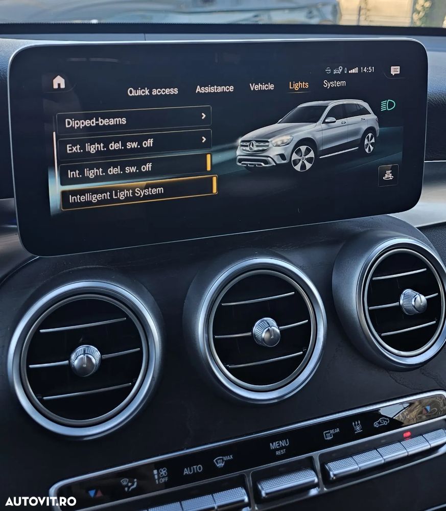 Mercedes-Benz GLC 300 e 4Matic 9G-TRONIC Exclusive - 17