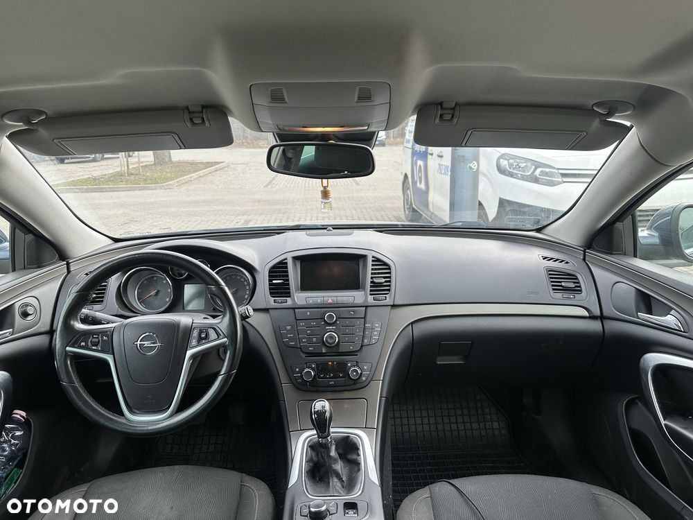 Opel Insignia - 8