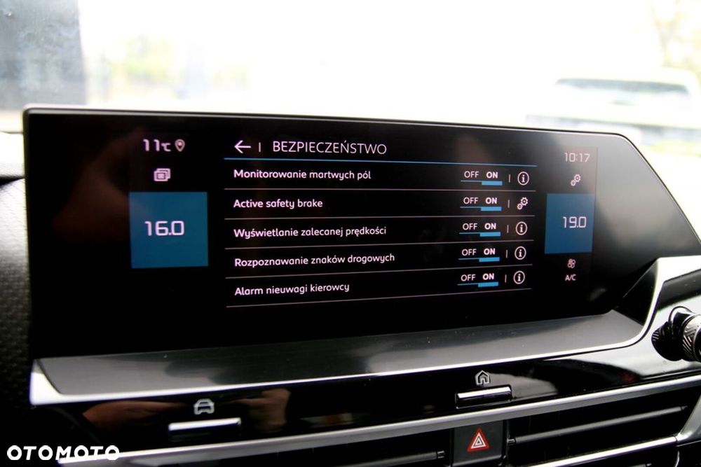 Citroën C4 1.2 PureTech Shine S&S EAT8 - 25