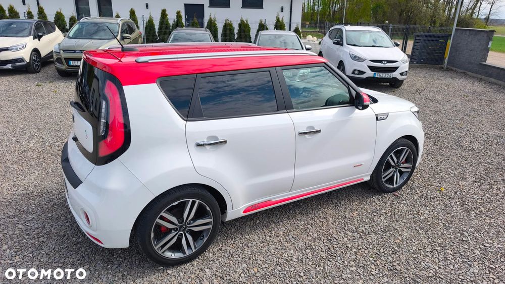 Kia Soul 1.6 GDI White&Red Edition - 25