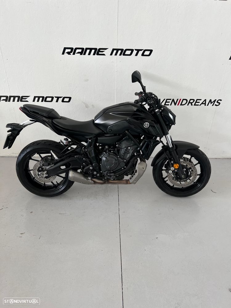 Yamaha MT-07 - 4