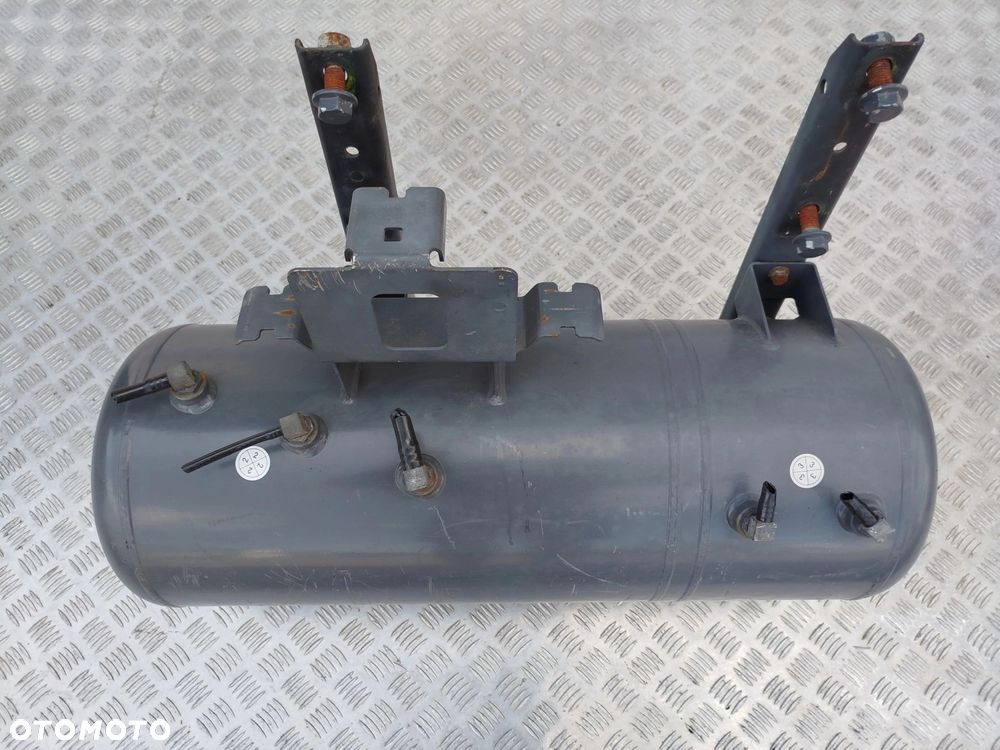 BUTLA ZBIORNIK POWIETRZA DAF XF 106 - 2