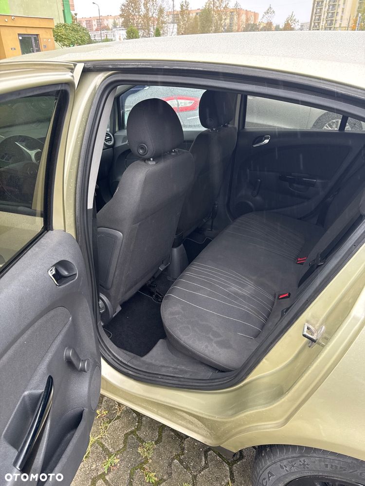 Opel Corsa - 12