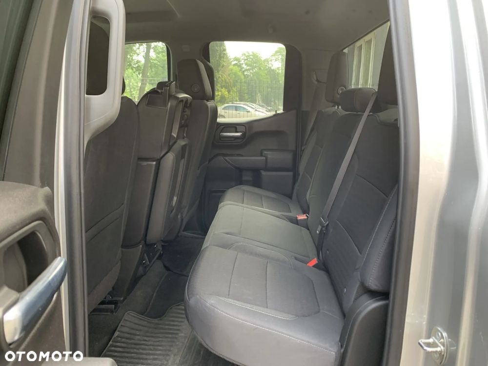 Chevrolet Silverado - 35