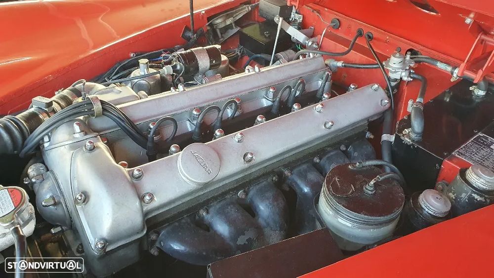Jaguar XK140 - 14