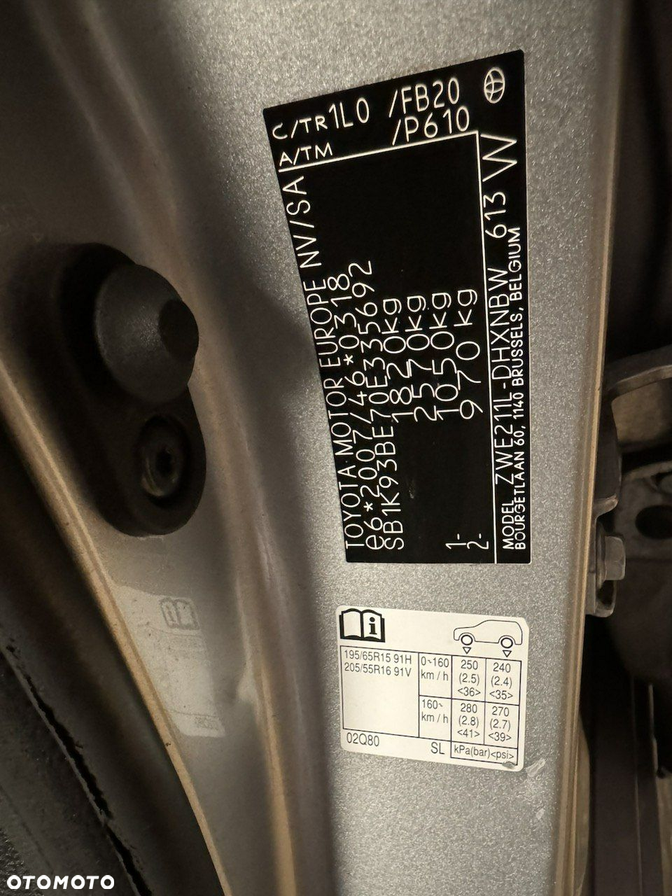 Toyota Corolla - 16